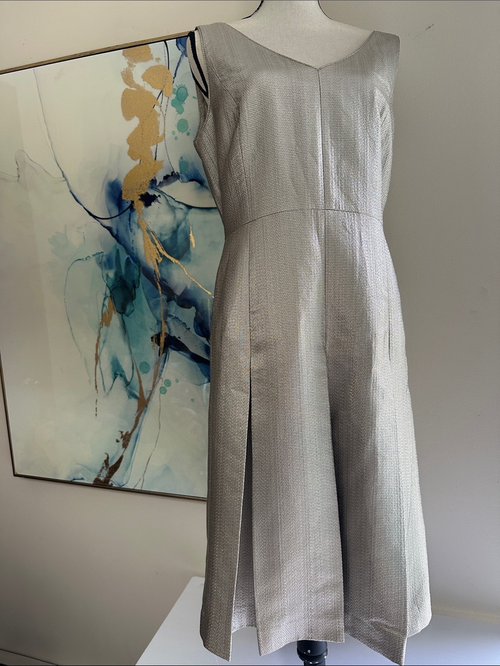 Oyster Metallic Textured Sleeveless V-Neck Fitted Dress